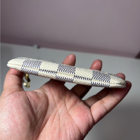 ❣️❣️❣️SOLD on FB❣️❣️❣️Damier Azur Cles ***Discontinued*** - Picture 5 of 10